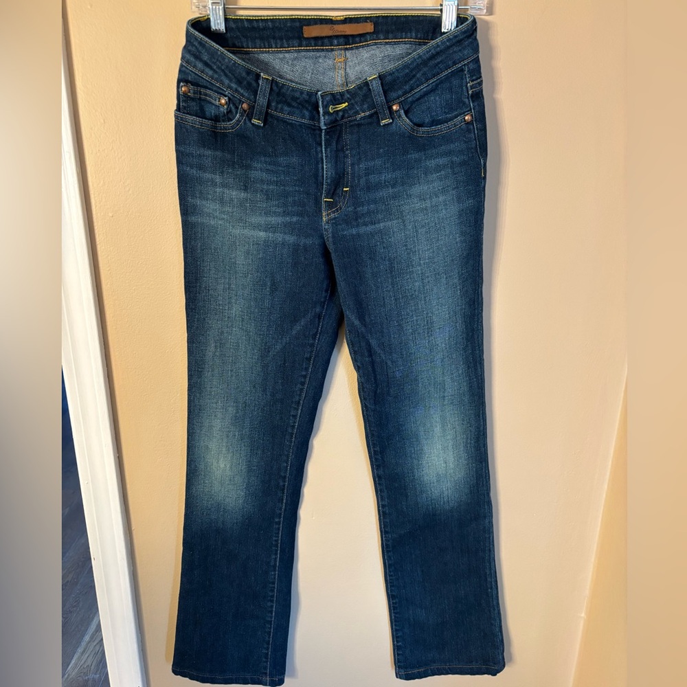 FRX Clothing blue jeans. Women’s size 27